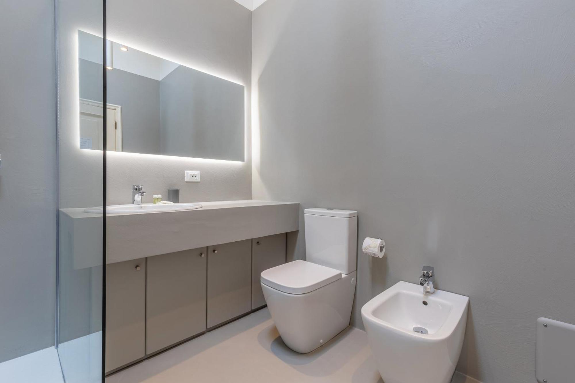 Pratello Elegante E Raffinata Mansarda Apartment โบโลญญา ภายนอก รูปภาพ