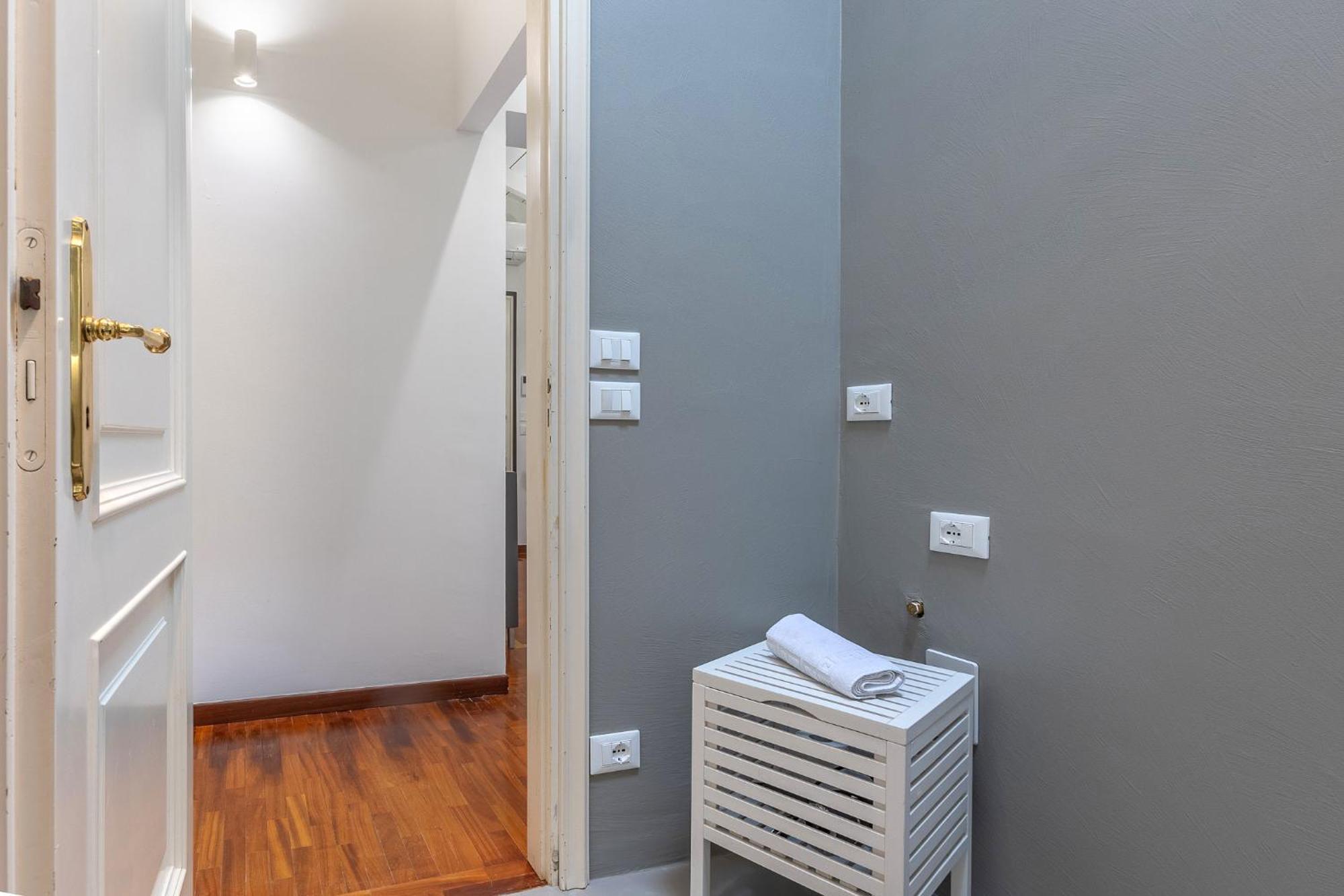 Pratello Elegante E Raffinata Mansarda Apartment โบโลญญา ภายนอก รูปภาพ